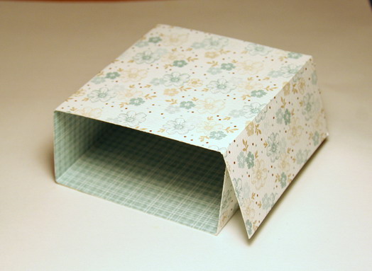 IMG_8729 Flat box Tutorial cover folds 30